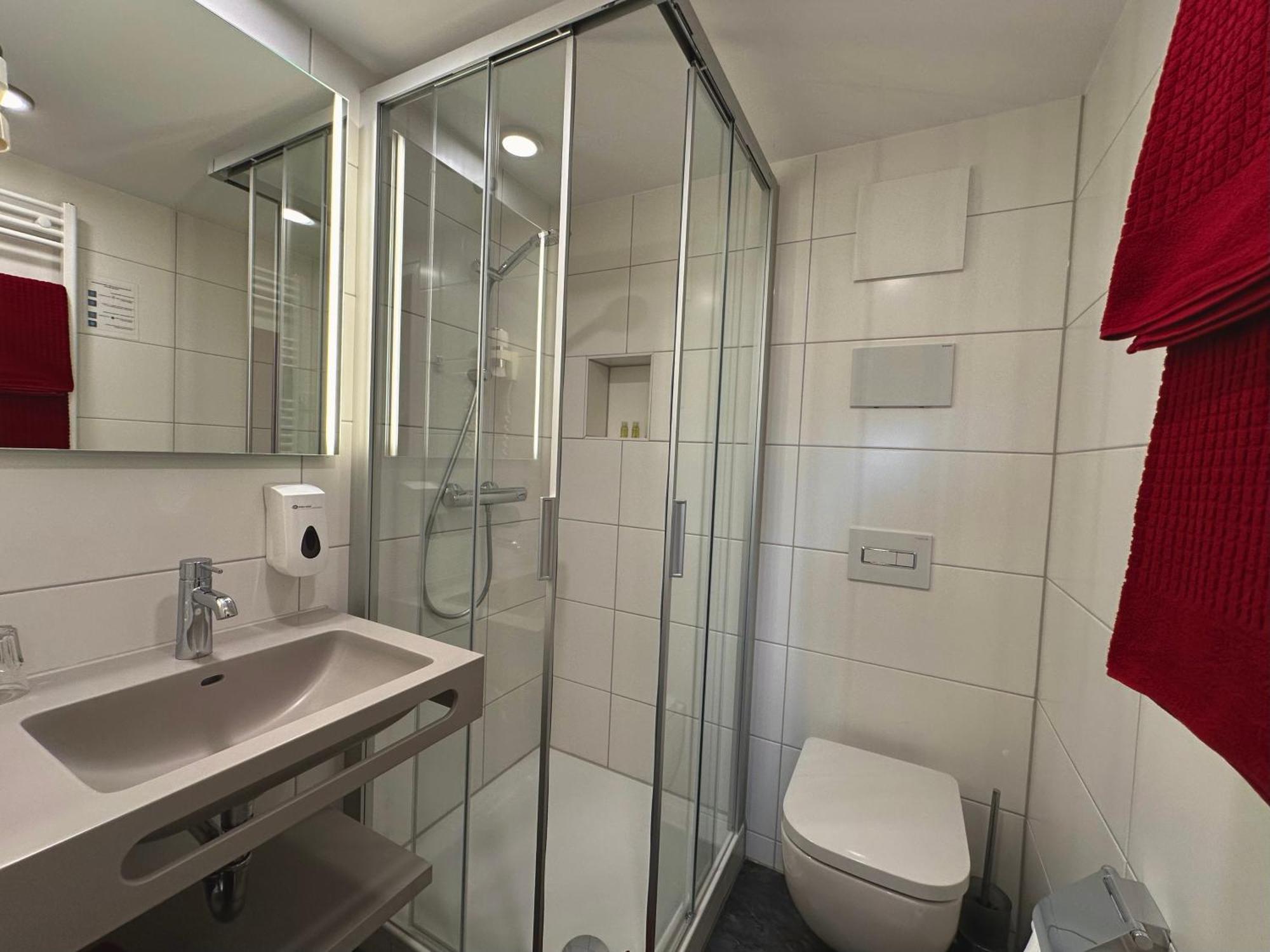 Hotel Folklorehof ケムニッツ エクステリア 写真